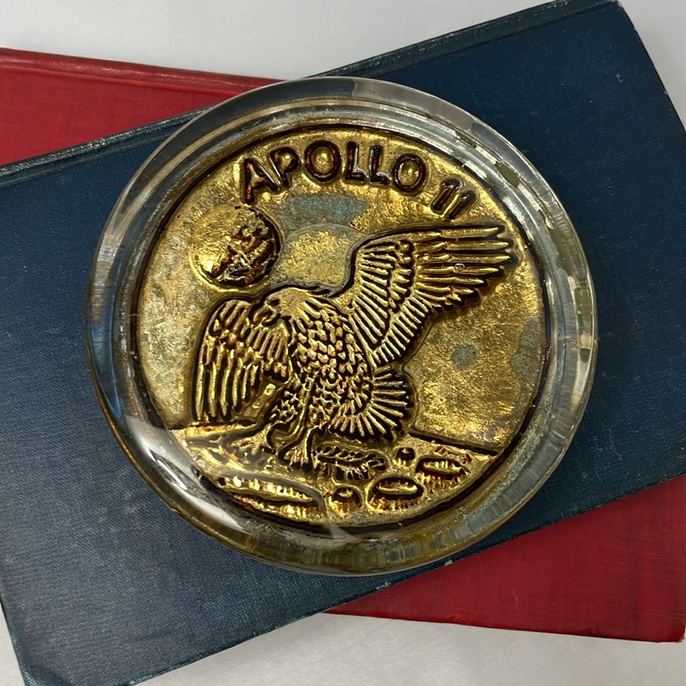 Vintage NASA Apollo 11 Venetian Italian‎ Glass Numbered Paperweight